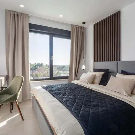 Coral Sky Villa *