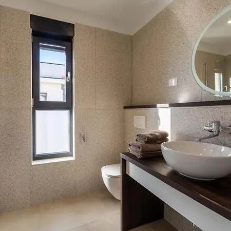 Coral Sky Villa *